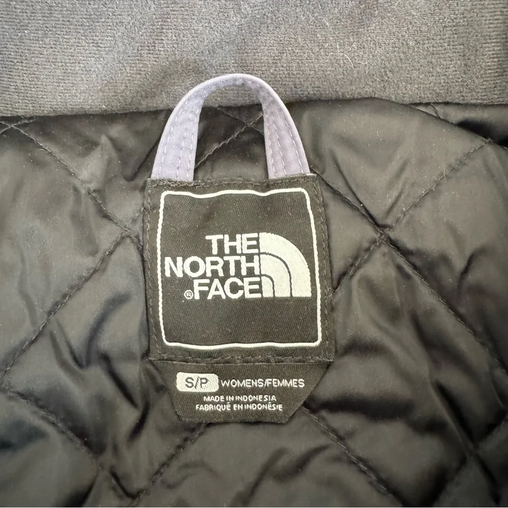 The North Face Soft Shell Ski & Snow Jacket with Removable Hood - Purple - Picture 13 of 15